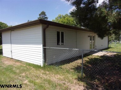 4020 Hilltop Dr, Scottsbluff, NE 69361 - photo 2