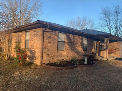 112 Doolin Dr, Elkins, AR 72727 - photo 3