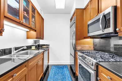 220 Riverside Blvd unit 10F, New York, NY 10069 - photo 4