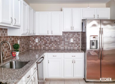 713 Leadership Ct unit 713, Toms River, NJ 08755 - photo 4