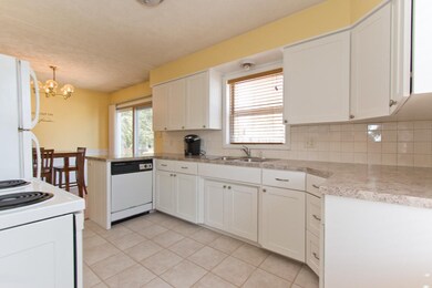 017 kitchen - IMG_7743