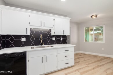 13873 N 111th Ave, Sun City, AZ 85351 - photo 4