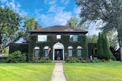 202 E Summit Ave, Shenandoah, IA 51601 - photo 2