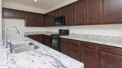 Homesite 241 Counter Space