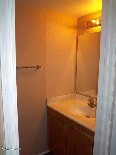 HallBath1
