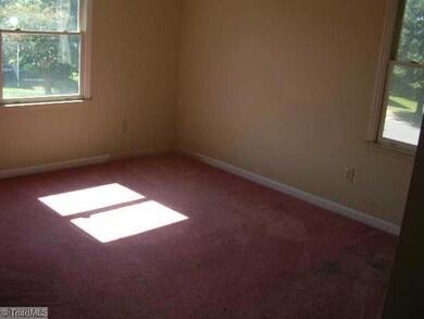 2nd Bedroom.