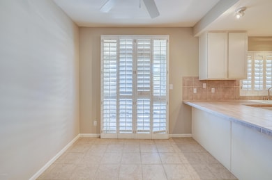 9044 N 14th Dr, Phoenix, AZ 85021 - photo 6