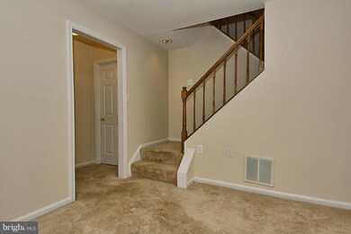 2984 Mission Square Dr, Fairfax, VA 22031 - photo 6