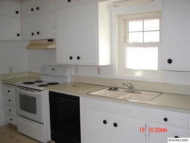 Appliances included