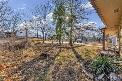 3769 SE Truman Ave, Topeka, KS 66609 - photo 4