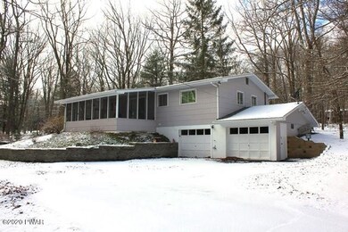 133 Heron Bay Rd, Hawley, PA 18428 - photo 2