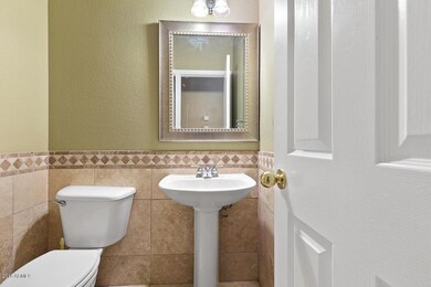 1715 E Washington (13 of 28)