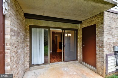 11657 Stoneview Square unit 2B, Reston, VA 20191 - photo 2