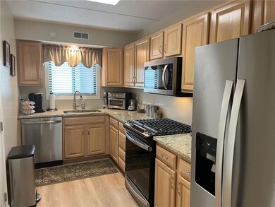 650 E Greenwich Ave unit 202, West Warwick, RI 02893 - photo 3