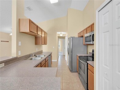 738 Majesty Dr, Davenport, FL 33837 - photo 6