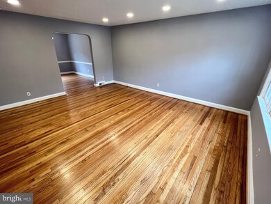 8105 Clyde Bank Rd, Towson, MD 21286 - photo 3