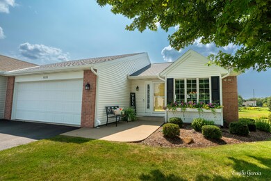 1571 Castlemaine Dr-07