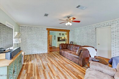 07-208 NW 4th St