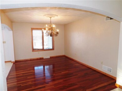 Family- Sized Dining Area