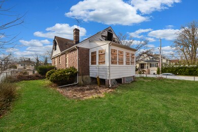 273 Edison St, Staten Island, NY 10306 - photo 5