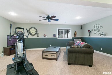 4622 W 13th St, Davenport, IA 52804 - photo 7