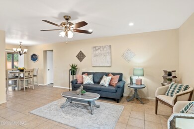 06-Living Area