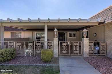 COVERED FRONT COURTYARD