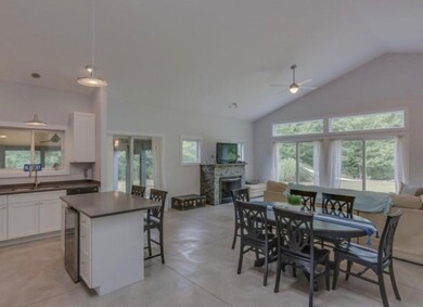 dining kitchen 2