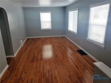 2336 108th St, Toledo, OH 43611 - photo 5
