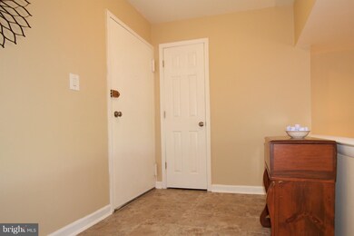 2507 Baltimore Rd unit 1, Rockville, MD 20853 - photo 7