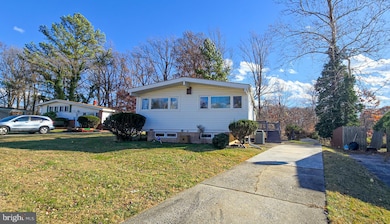 1009 Flagtree Ln, Pikesville, MD 21208 - photo 2