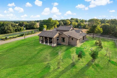 325 Vineyard Ln, Springtown, TX 76082 - photo 7