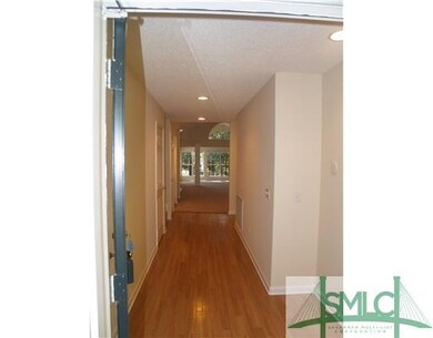 Foyer.