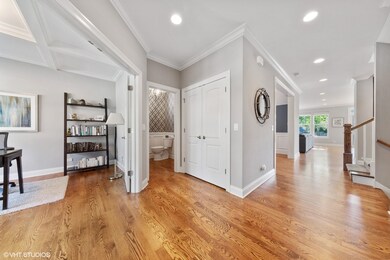 236 N Myrtle Ave, Elmhurst, IL 60126 - photo 3