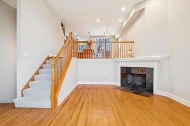 unlisted-address, Skokie, IL 60077 - photo 3