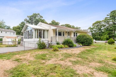 88 Bridle Rd, Billerica, MA 01821 - photo 3