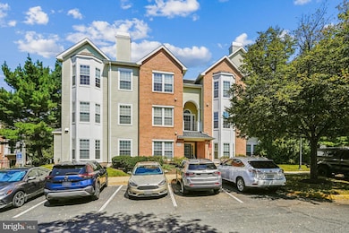 4131 Fountainside Ln unit J204, Fairfax, VA 22030 - photo 4
