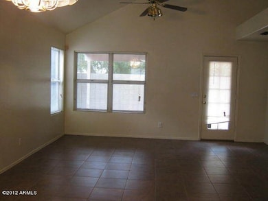 834 W Devon Dr, Gilbert, AZ 85233 - photo 4