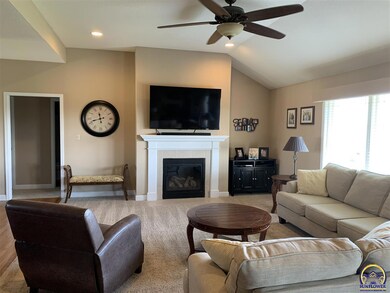 4118 SW Misty Harbor Ave, Topeka, KS 66610 - photo 2