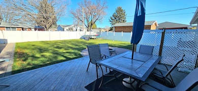 1215 E E St, North Platte, NE 69101 - photo 4