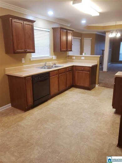 4213 Willow Brook Cir, Birmingham, AL 35215 - photo 5