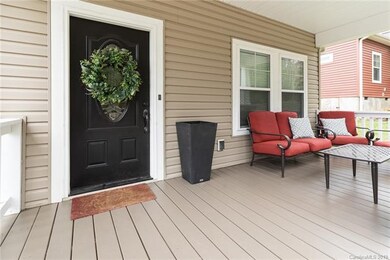 74 W Chapel Rd, Asheville, NC 28803 - photo 2