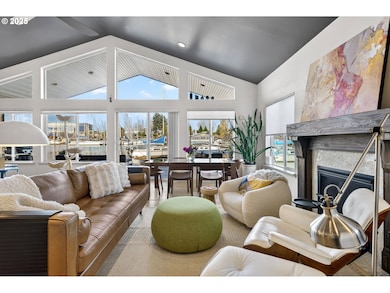 173 NE Bridgeton Rd unit 14, Portland, OR 97211 - photo 3