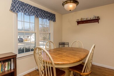 235 Bridle Cross Rd unit 235, Fitchburg, MA 01420 - photo 4