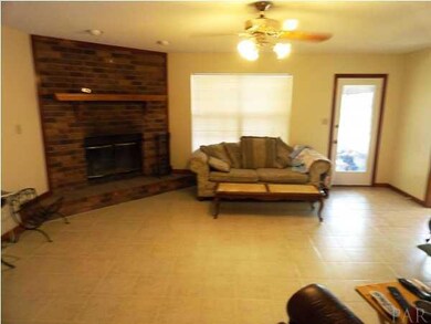 7412 Lillie Ln, Pensacola, FL 32526 - photo 3