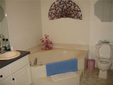 Master Bath/Spa.