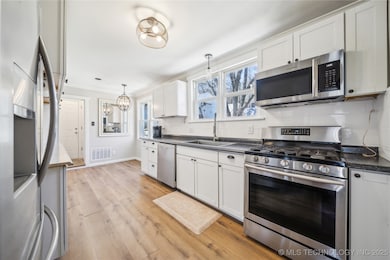 306 S A St, Kiefer, OK 74041 - photo 7