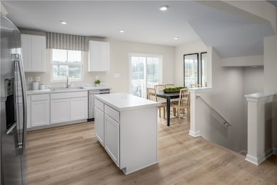 155 White Oak Dr unit B, Evans City, PA 16033 - photo 5