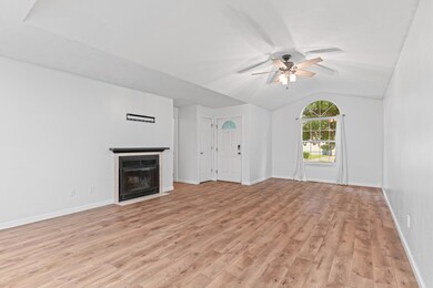 1018 W Butterfield Dr, Nixa, MO 65714 - photo 4