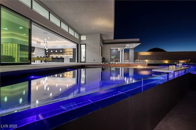 563 Grand Rim Dr, Henderson, NV 89012 - photo 6